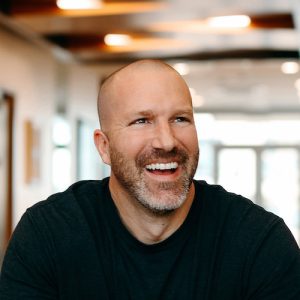 Building Lifestyle & Financial Freedom Investing In Vacation Rentals with Shawn Moore 
